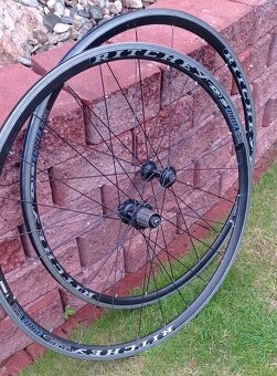 Zapletená kola Ritchey Pro - 3