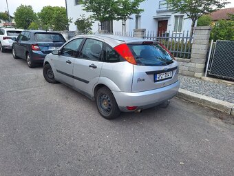 Ford focus - 3