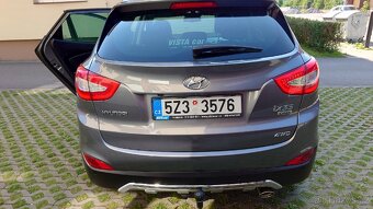 Prodám Hyundai ix35 2CRDI 4x4 automat - 3