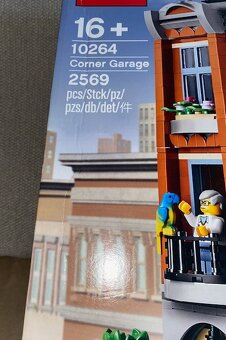 LEGO CREATOR EXPERT - 10264 - Rohová garáž - 3