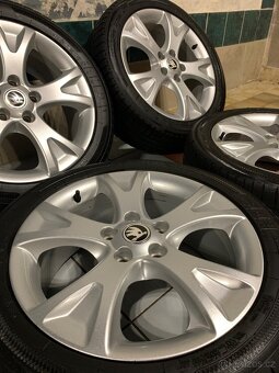 Alu kola Škoda R17 5X112 ZÁNOVNÍ LETNÍ PNEU 225/45 PALLAS - 3
