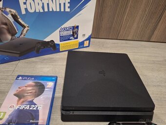 Playstation 4 Slim 500GB, PS4 +hry FIFA, Gta, NFS - 3
