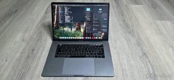 Macbook Pro 15.4" TB/I7 2.6GHZ/16GB RAM/512GB SSD - 3