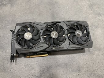Asus ROG Strix RX 5700 XT OC - 3