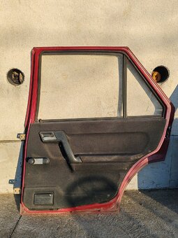 Zadní dveře škoda favorit- levé a pravé - 3