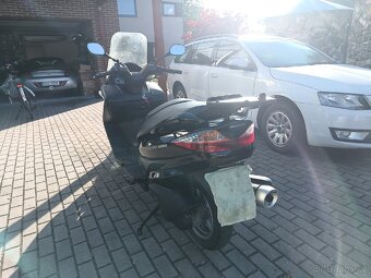 Suzuki Burgman 200 uh - 3