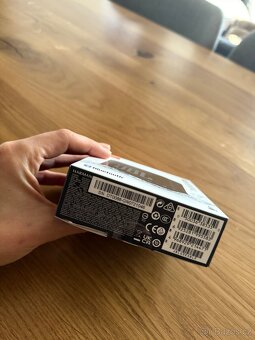 JBL Go Essential černý - 3