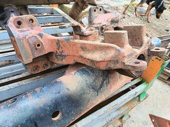 Konzole nápravy zetor - 3