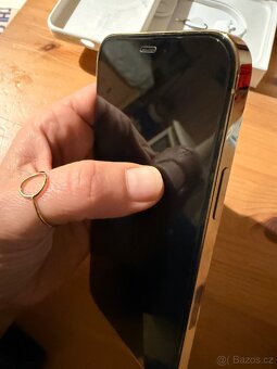 iPhone 12 PRO 128 GB, zlatý - 3