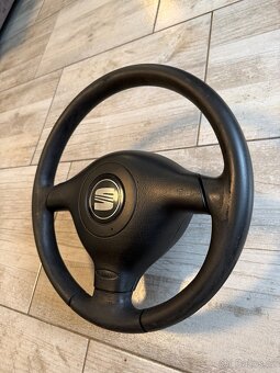 Volant SEAT LEON - 3