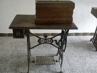 Šicí stroje 5 kusů - 3