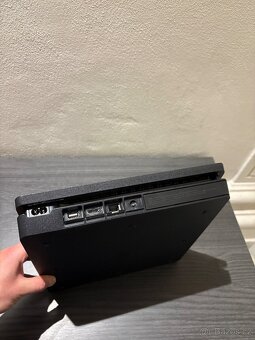 PlayStation 4 Slim ( 500GB ) + ovládač - 3