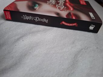 Upíří deniky 15 - Neviditelné zlo - 3