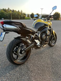Yamaha fazer 600 - 3