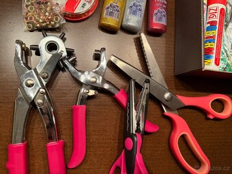 Výtvarné potřeby - 3