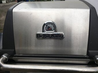 Broil King Monarch 340 - 3