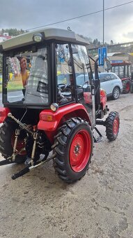 Predám Malotraktor 45hp 4x4 z vyhrievanou kabinou - 3