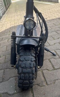 Elektrokoloběžka FLJ T113 - 3