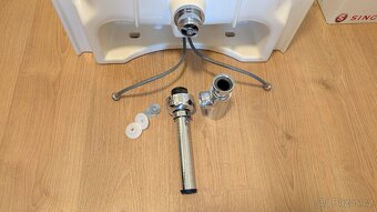 Umyvadlo JIKA včetně baterie, odtoku a sifonu - 3