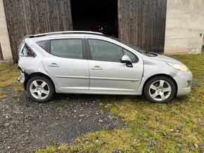Díly z Peugeota 207 SW - 3