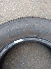 Pneu 175/70 R 13 - 3