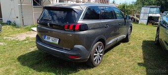 Peugeot 5008 1,2 Allure+, šíbr, 117000km - 3