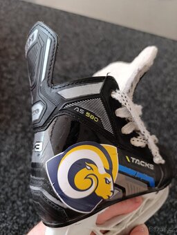 Brusle CCM velikost 11 - 3