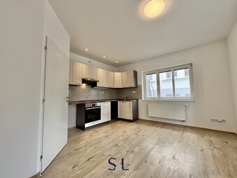 Nabízíme k pronájmu novostavbu bytu 2+kk s výměrou 31,2 m2, - 3