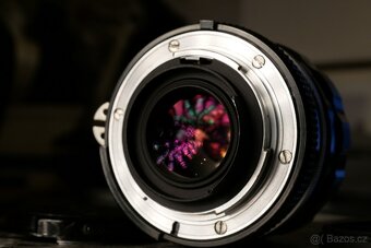 Nikkor 28mm f2 N-C Auto (adaptovaný na Ai) - 3
