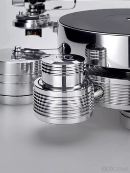 Pohon gramofonu: Transrotor, raménko ALTO TMD, SME IV, MC Me - 3