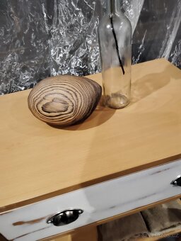 odkládací stolek - 3