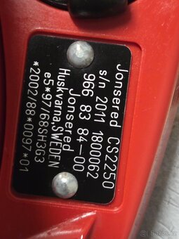 Jonsered CS2250S motorova pila top stav - 3