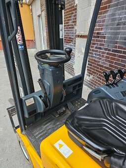 Predám vysokozdvižny vozik jungheinrich EFG110 - 3