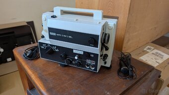 Promítačka Eumig - 3