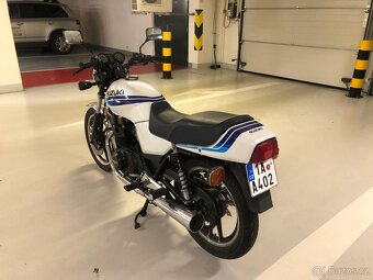 Suzuki GSX 400 E - 3