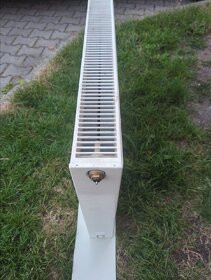 Deskový radiátor 22-100/600/800/ - 3