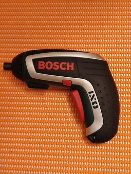 BOSCH akumulátorový šroubovák IXO PLU 4899 - 3