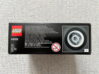 LEGO Technic 42132 Motorka - 3