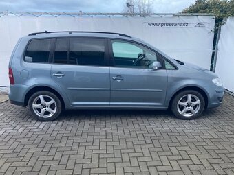 Volkswagen Touran, 2,0 TDi, automat DSG, vyhř.sedadla - 3