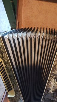 Prodám harmoniku pianovku- - 3