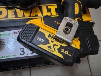 DeWalt Aku příklep šroubovák dcd 996 + 5,0 Ah + nab - 3