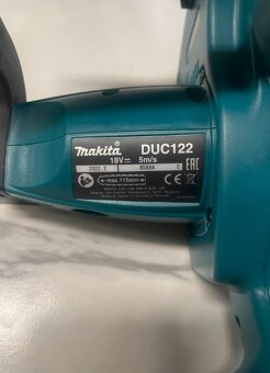 Nová Akumulátorová motorová pila Makita DUC122 - 3