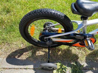 16" dětské kolo Specialized Riprock s alu rámem a kolečky - 3