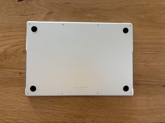 Macbook Pro 16" – M1 Pro/16 GB RAM/512 SDD - Praha/ČB - 3