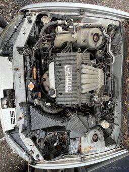 Mitsubishi Galant 2,5 V6 - 3