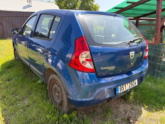 Prodám Dacia Sandero 1,4 benzin 2009 - 3