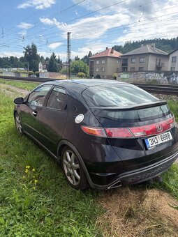 Honda Civic 8g 2.2 Cdti 103kw 2008 najeto 269tiskm poctivých - 3