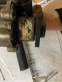 E46 6 válec servo čerpadlo - 3