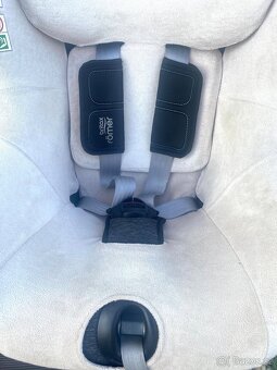 Britax Römer Dualfix M i-Size 2019 - 3