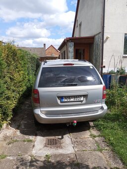 Chrysler Voyager 2,4i LPG automat - 3